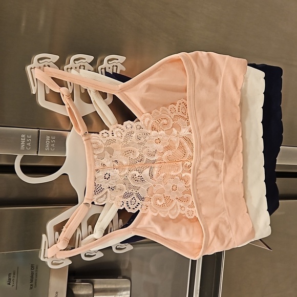 💕LAURA ASHLEY Padded Lace Back Bralettes (3 Pk) Navy Blue Pink White Small NWT - Picture 2 of 15